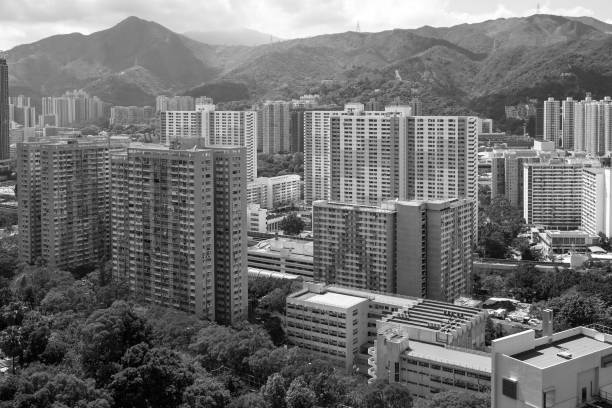 香港都市景観 (黒と白) - apartment sky housing project building exterior ストックフォトと画像