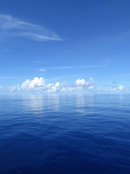 seltene glassy ocean - invoke stock-fotos und bilder