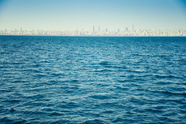 istock Shore of Istanbul, Turkey 1032034098