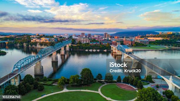 Aerial Of Chattanooga Tennessee Tn Skyline Stock Photo - Download Image Now - Chattanooga, Tennessee, Tennessee River