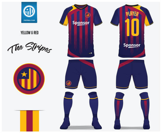 illustrations, cliparts, dessins animés et icônes de football maillot de football kit modèle ou pour le club de football. maillot de foot de rayures rouges et bleues avec short bleu et chaussettes mock up. recto et verso découvre des uniformes de soccer. football logo et étiquette de drapeau. vector - short sleeved illustrations