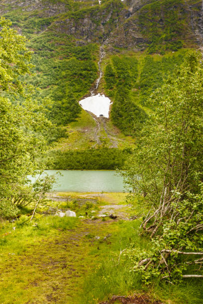 istock Mountains area and lake in Norway 1032512738