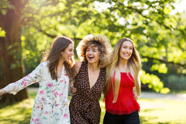 istock Young women hanging out 1032544890