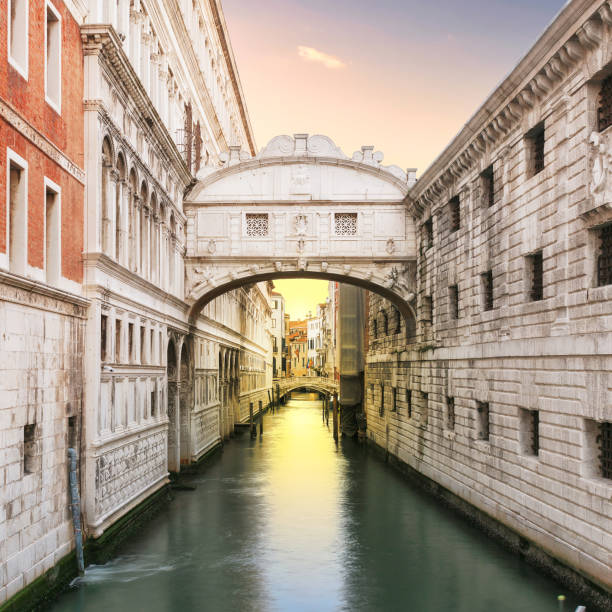 istock Venice, Bridge of Sighs 1032578602