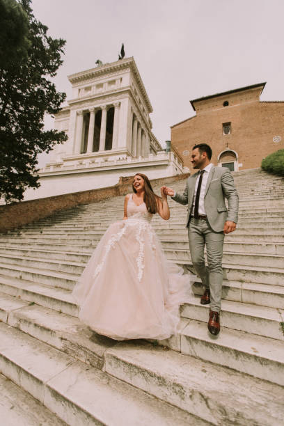 istock Wedding couple  in Rome, Italy 1032580934