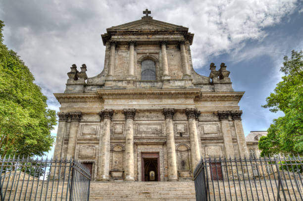アラス、フランスの大聖堂 - arras ストックフォトと画像