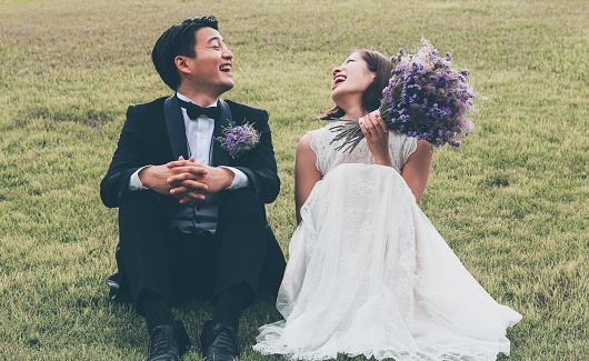 Two Japanese young couple have married