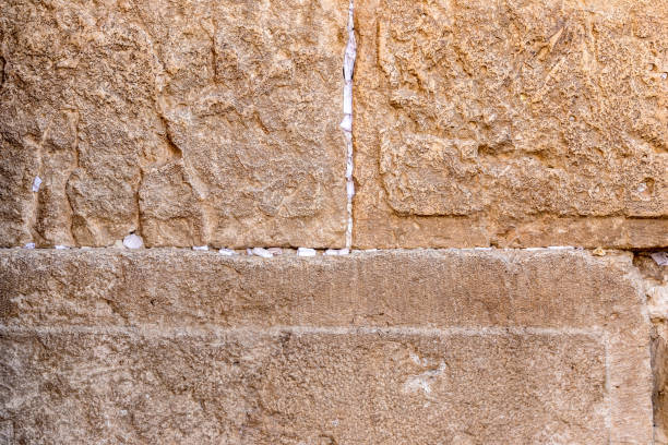 foto ravvicinata di muro occidentale, gerusalemme, israele - jerusalem middle the western wall israel foto e immagini stock