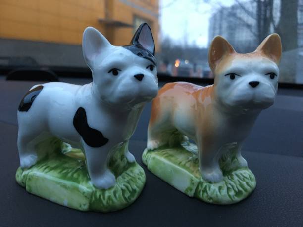 istock Porcelain dogs 1032838712
