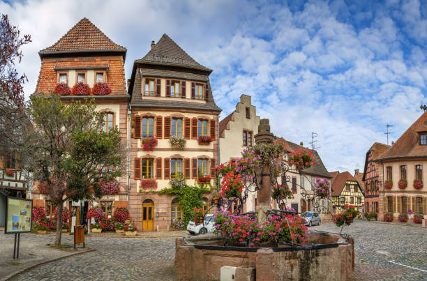 istock Square in Bergheim, Alsace, France 1032861886