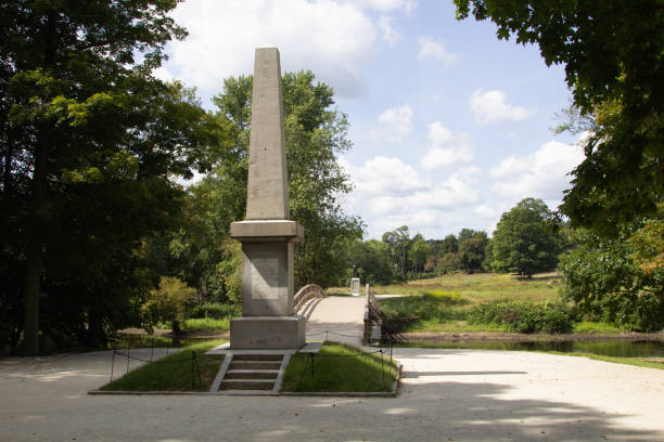 istock Memorial Obelisk at Minuteman National Historic Park 1032952768
