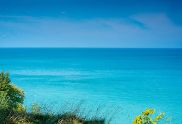 istock Lake Erie view from the overlook 1032953038