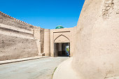 stadtmauer-von-der-antiken-stadt-chiwa-unesco-weltkulturerbe-in-usbekistan-zentralasien.jpg?b=1&s=170x170&k=20&c=z0Cgp6Np8BrQm0BBQ7lucSXkwteR4KsKGUOVzOW4Jck=