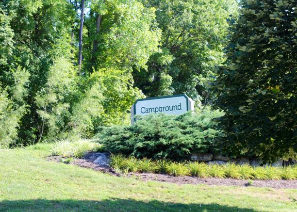 istock Big White and Green Campground Sign 1033146202