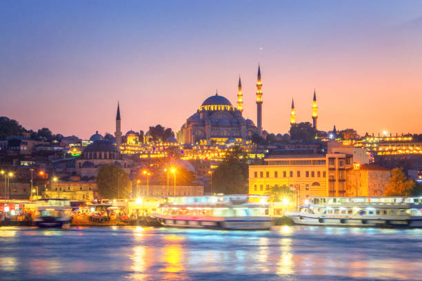 istock Sunset Istanbul, Turkey 1033151374