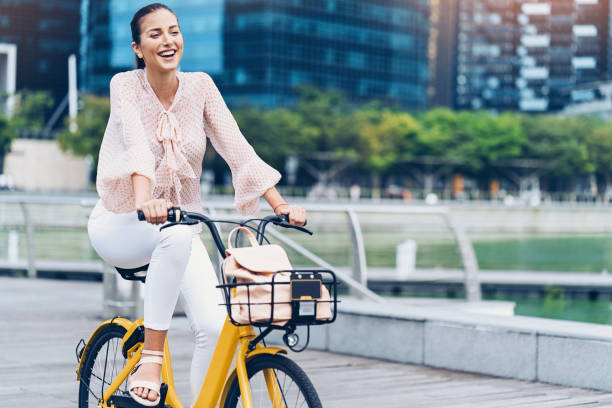 istock Cycling in the city 1033226406