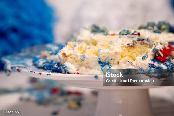 Smashed Cake Stock Photo - Download Image Now - Cake, Broken, Demolishing
