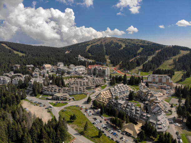 istock A traveling resort in mountains 1033301922