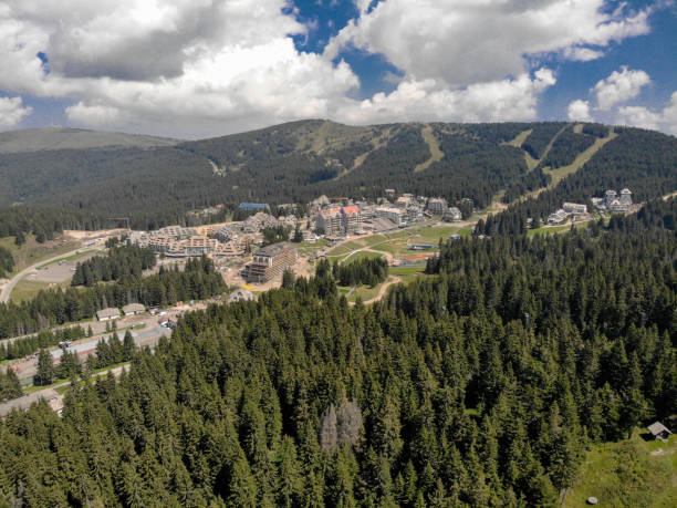 istock Beautiful mountain travel destination 1033302288
