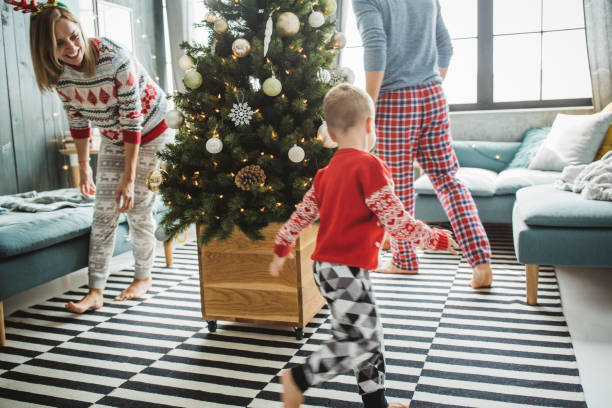 istock O dear Christmas is near 1033455944
