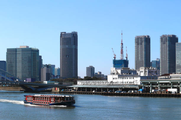 03/12/2018The water bus is a ship connecting major tourist attractions along the Sumida River, such as Asakusa, Hamarikyu and Odaiba.There are lots of navigation routes, and it is convenient as an access means.