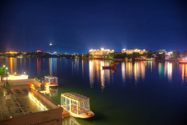 istock LAKE PICHOLA - UDAIPUR , RAJASTHAN (INDIA). 1033547558