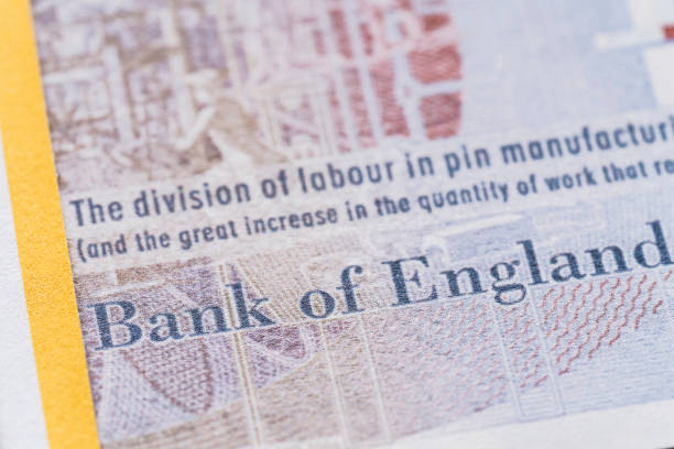 istock Twenty pounds banknote closeup detail 1033680958