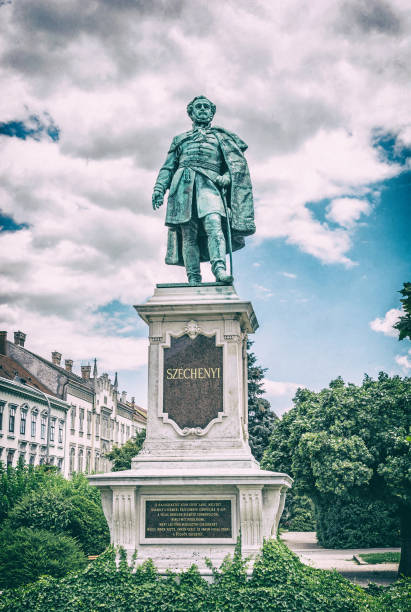 istock Statue of Istvan Szechenyi, Sopron, analog filter 1033720662