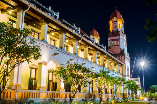 istock Lawang Sewu / Thousand Doors 1033740424