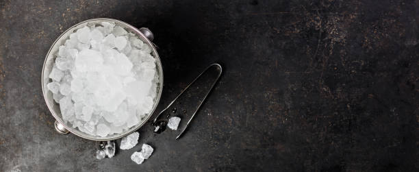 istock Metal ice bucket 1033789514