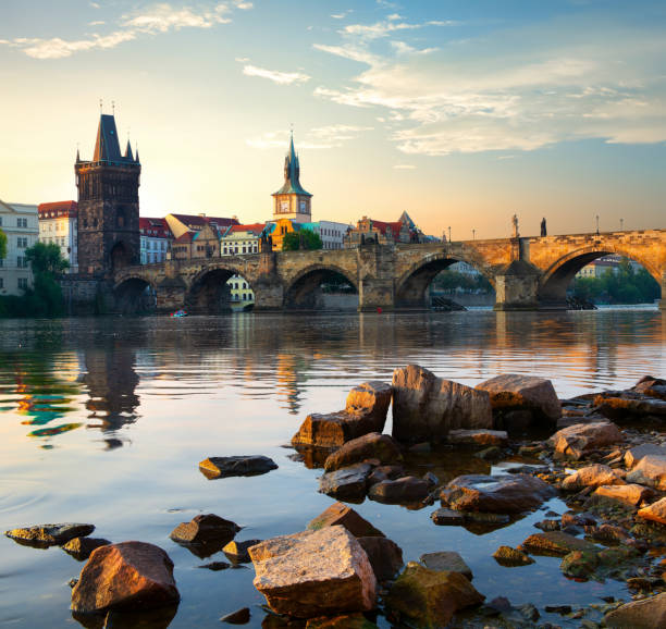 istock Charles bridge at sunrise 1033881814