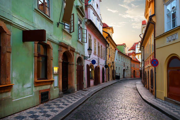 istock Narrow street in Prague 1033883096