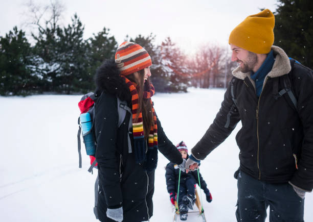 istock Young family enjoying winter 1033886606