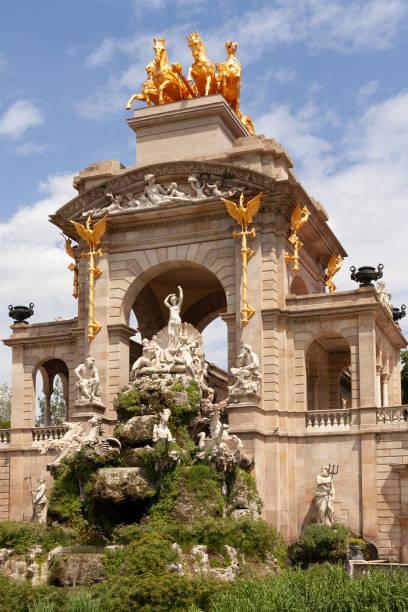 istock Parc de la Ciutadella Fountain Barcelona 1033988348