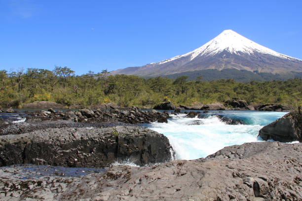 istock Osorno Volcano, Chile 1034052534