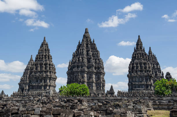 istock Pram Banan Temple, Yogiakarta, Indonesia 1 1034740142