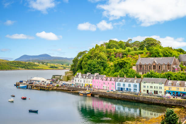 Portree harbor landscape of the Portree harbor in scotland, uk isle of skye stock pictures, royalty-free photos & images