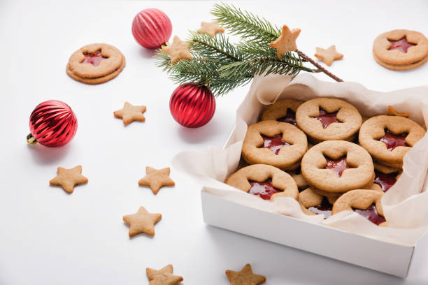 istock Classic Linzer Cookies with raspberry or strawberry jam. 1034850530