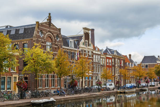 istock Oude vest channel, Leiden, Netherlands 1034925880