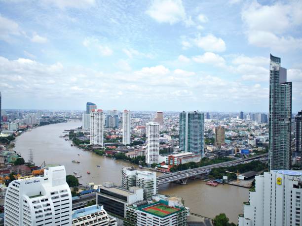istock Cityscape of Bangkok 1034954334