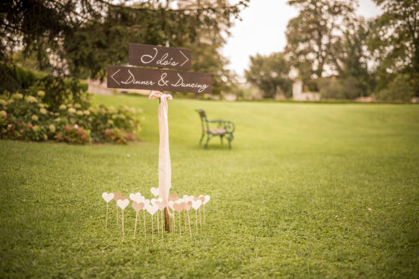 istock Outdoor wedding sign 1035040360