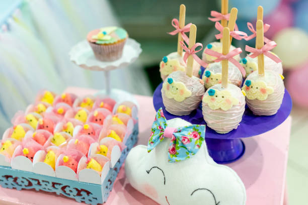istock Table decorated for children's birthday 1035265294
