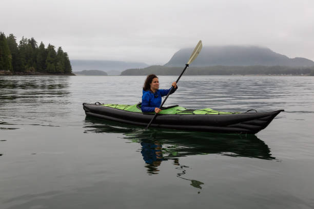 istock Kayaking in Tofino 1035350462