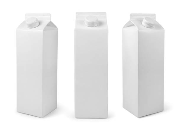 paquete de leche o jugo en blanco blanco aislado en blanco con trazado de recorte - box white blank merchandise fotografías e imágenes de stock
