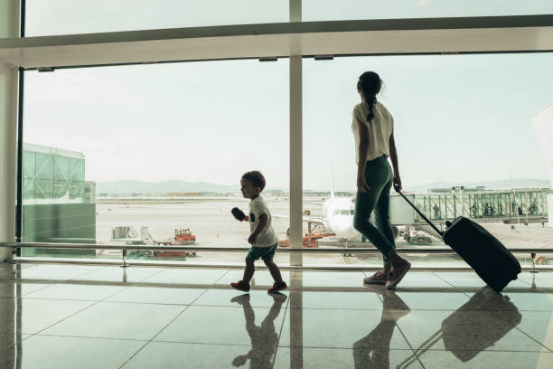 istock Family at the airport 1035515652