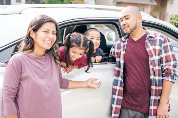 istock Choosing  family car 1035595556