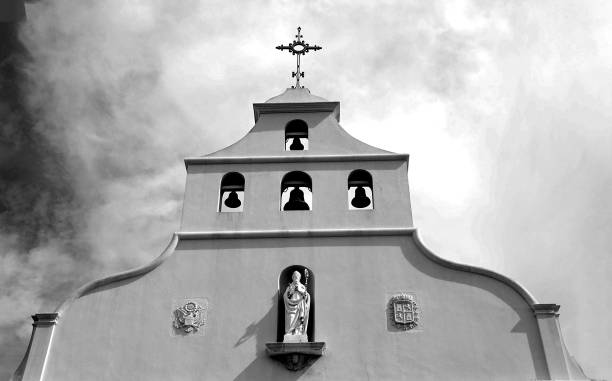 historic cathedral church st. augustine, florida - saint augustine cathedral imagens e fotografias de stock