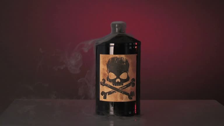 Poison Bottle 01L