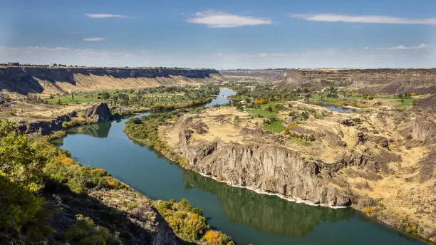 A nice day overlooking the Sanke River Canyon in Twin Falls, Idaho, USA