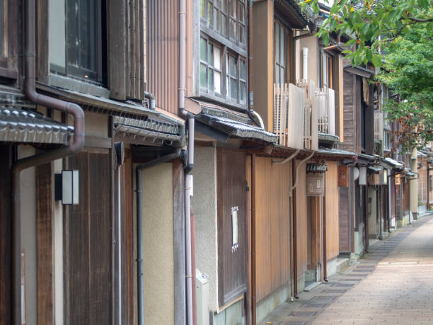 istock Kazuemachi district in Kanazawa, Japan 1035679280